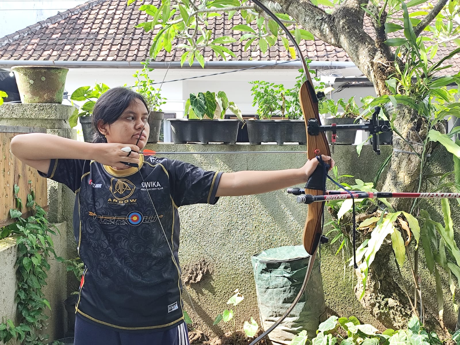 Ni Made Dwika Ayu Apsari